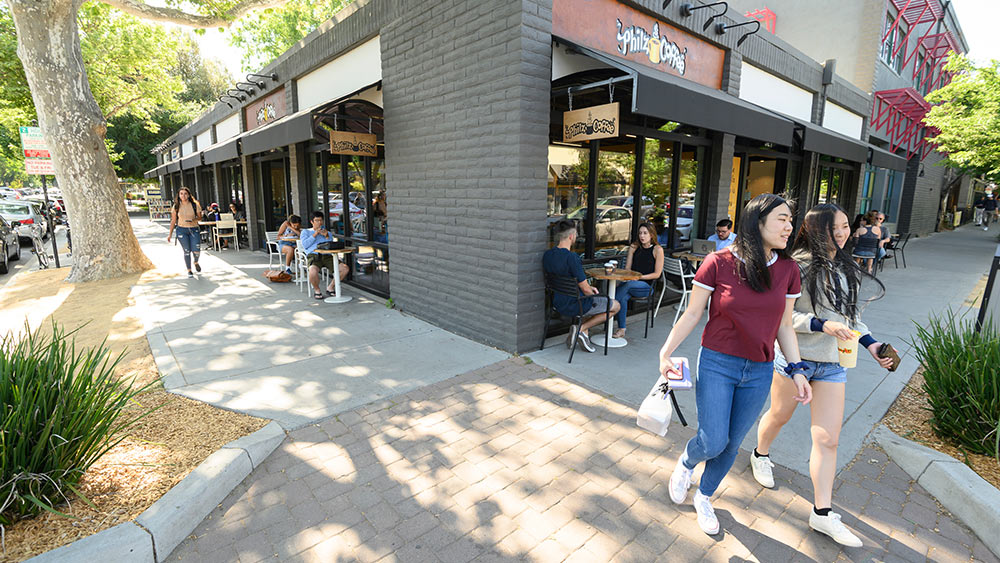 students shop downtown davis