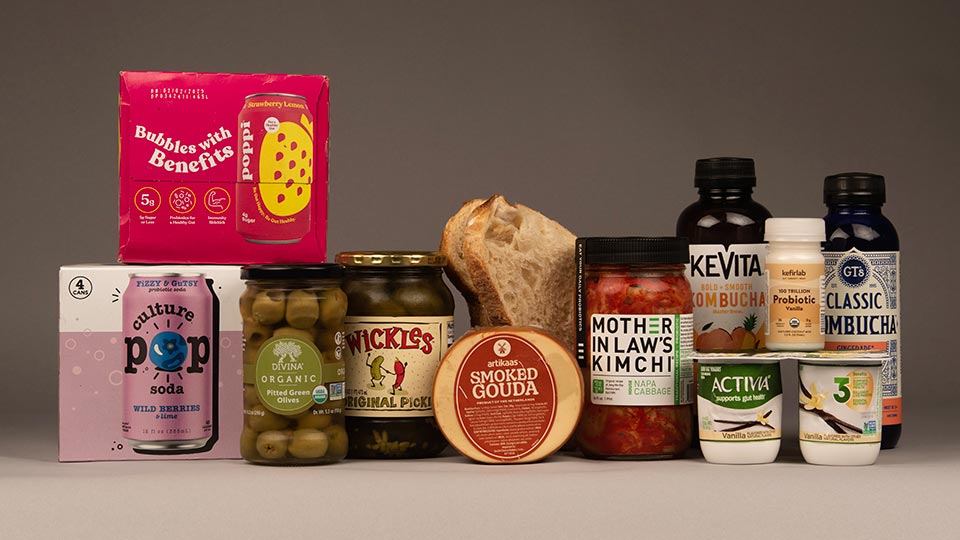 Photo of food products that are probiotics, prebiotics or fermented foods.