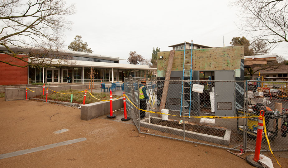  coffee kiosk under construction