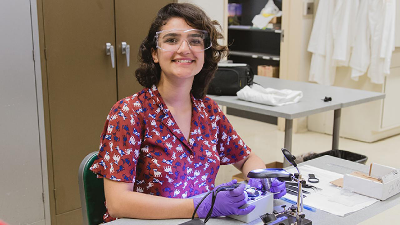 Undergraduate researcher Nadia Albayati '19 in Roopali Kukreja's laboratory. Photo: Reeta Asmai/UC Davis.