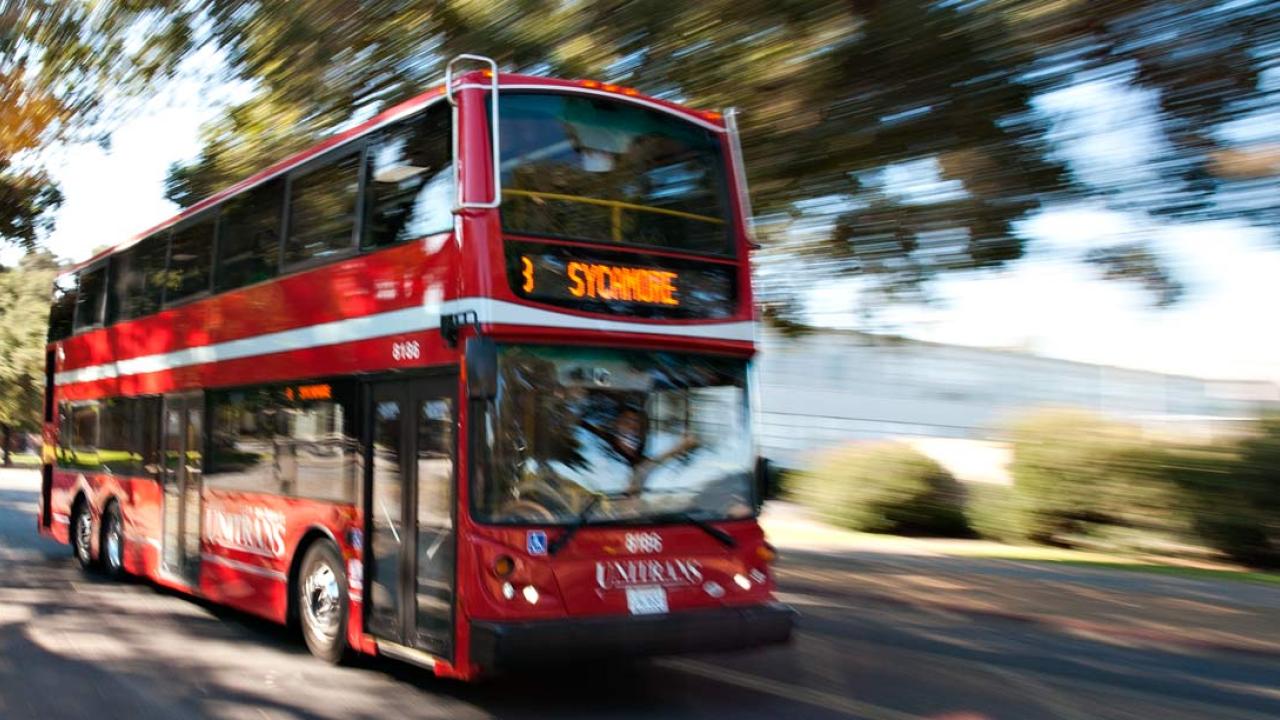 Double decker bus 