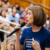 Carolyn Thomas speaks at orientation